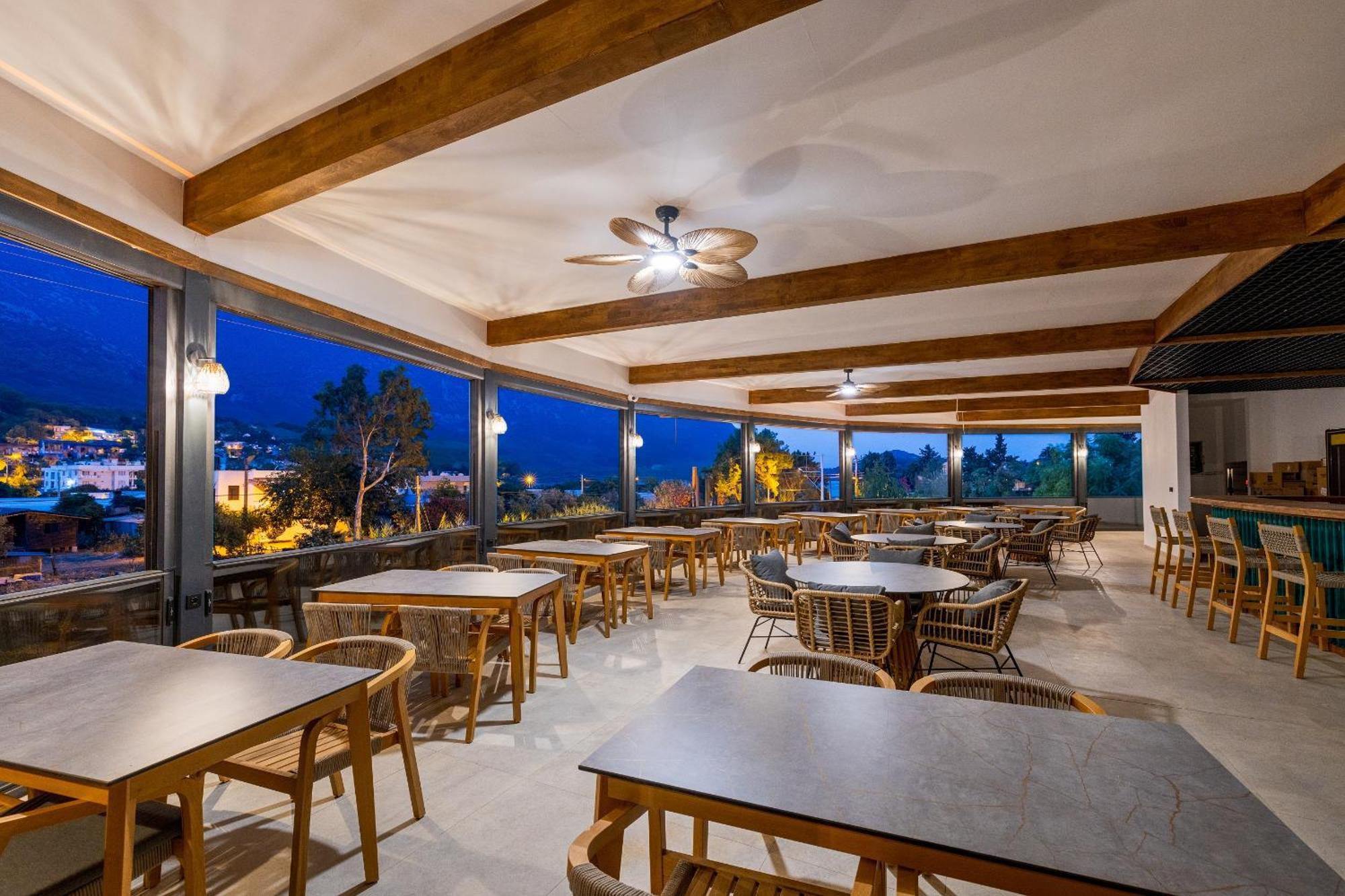 Rota Kilidonia Karaoez Suites&Villas Esterno foto