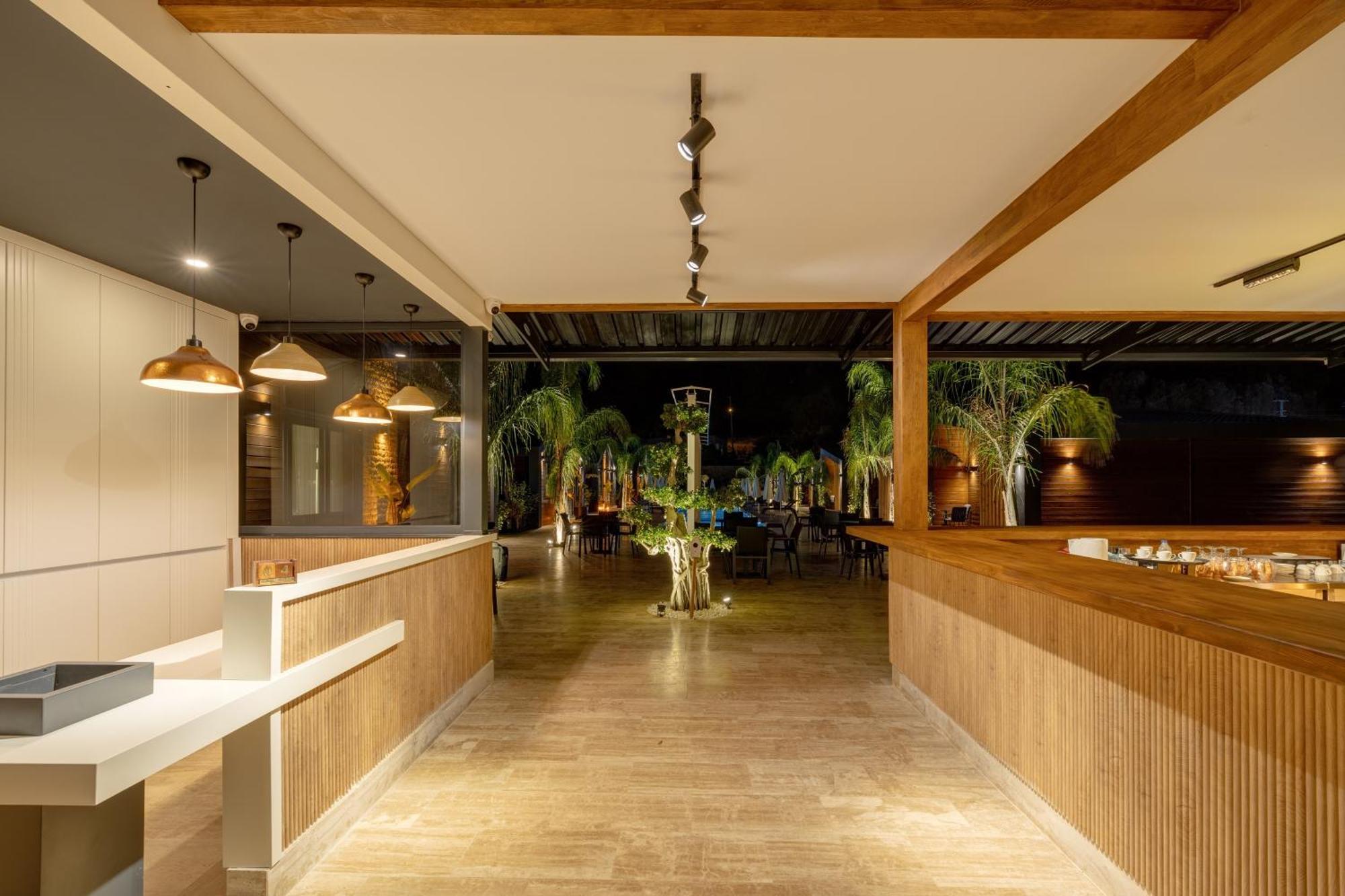 Rota Kilidonia Karaoez Suites&Villas Esterno foto